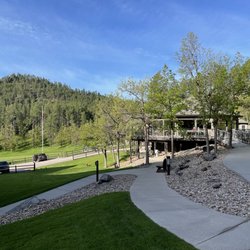 K Bar S Lodge, Ascend Hotel Collection - The grounds