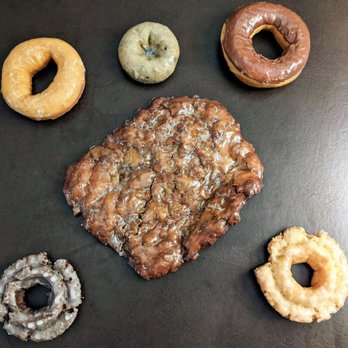 Kountry Donuts - Kountry Donuts 4/9/22 - Donuts Near Me - Grapevine, Texas