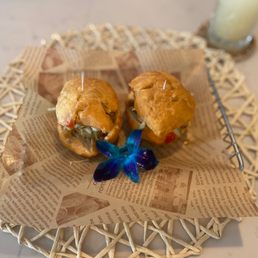 Mini Bake & Shark