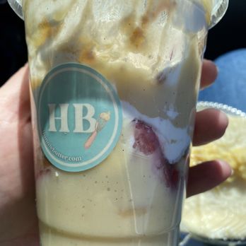 Hunnie Butter - Strawberry Banana Pudding - Desserts Near Me - Phoenix, Arizona Hunnie Butter - Strawberry Banana Pudding - Desserts Near Me - Phoenix, Arizona