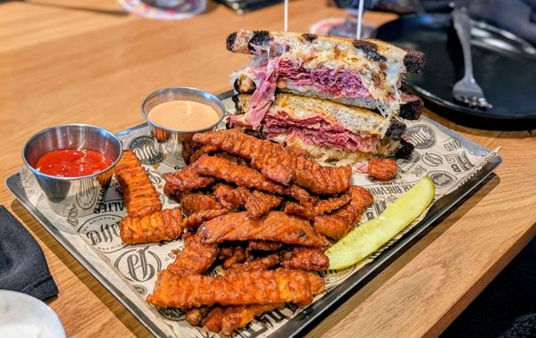 Alter Brewing + Kitchen by null