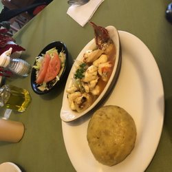 Don Juan Sea Food Restaurant - Langosta y trifongo