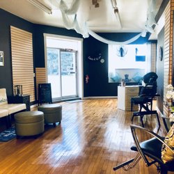 Lakeshore Spa Lounge