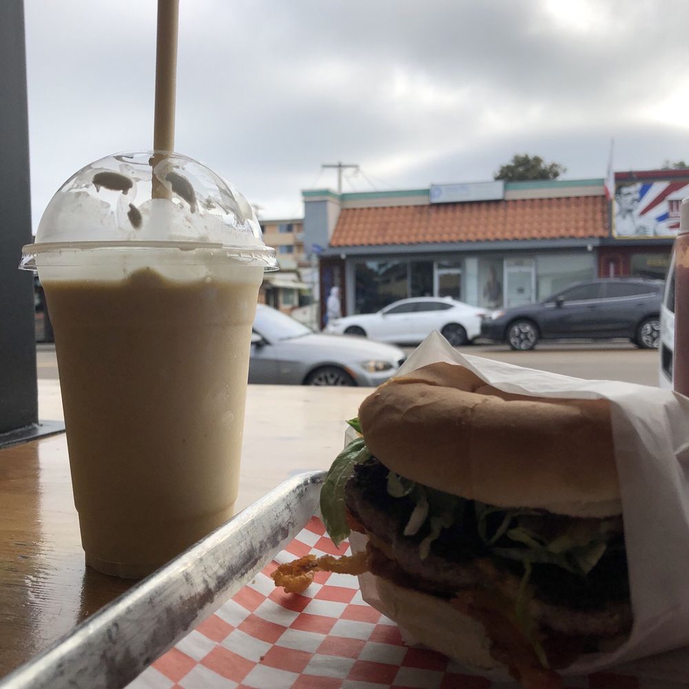 Biggie's Burgers - Burgers Near Me - San Diego, California Biggie's Burgers - Burgers Near Me - San Diego, California