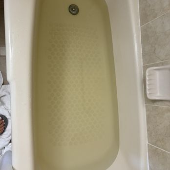 Beau Rivage Beach Resort - Yellow water in the tub - Hotels Near Me - Wildwood, New Jersey Beau Rivage Beach Resort - Yellow water in the tub - Hotels Near Me - Wildwood, New Jersey