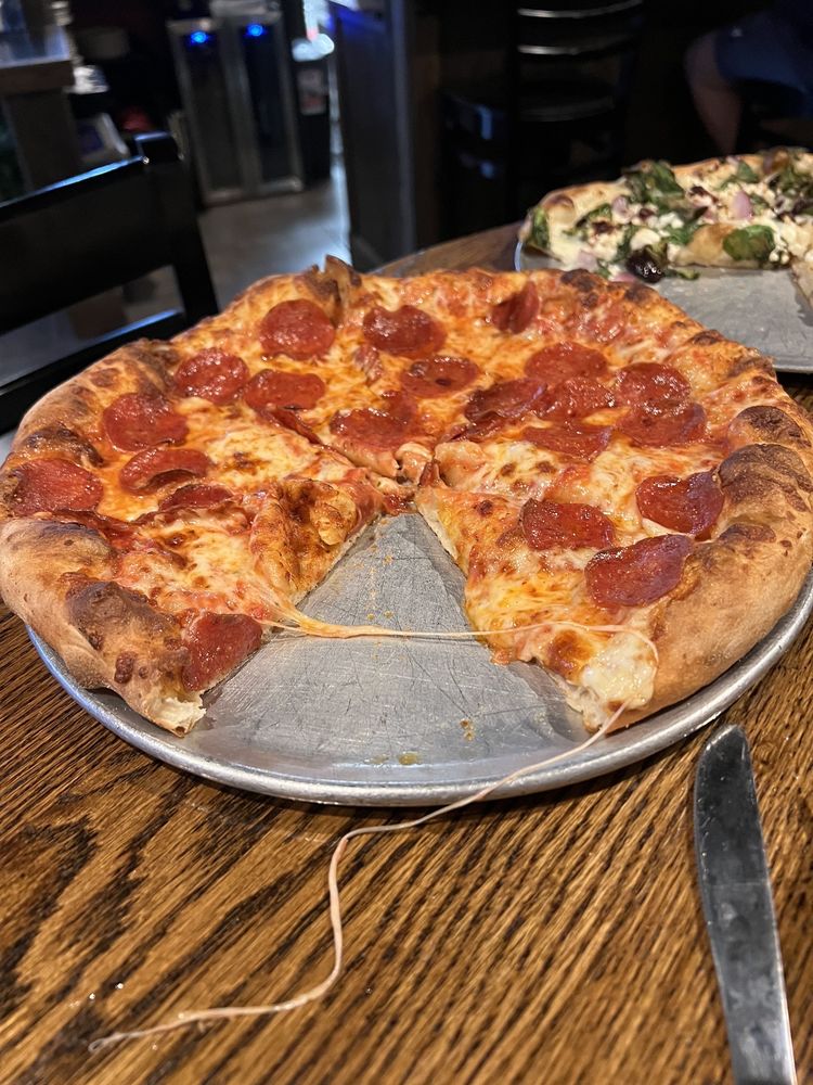 Food from Little E's Pizzeria