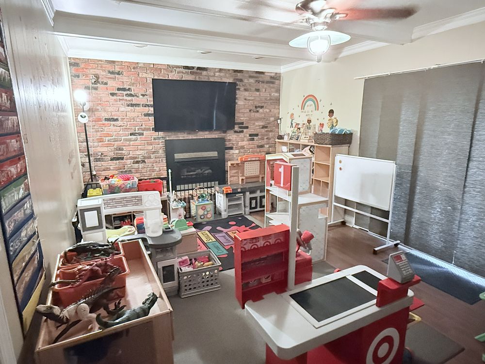 Happy Tots - childcare center in Hampton, VA