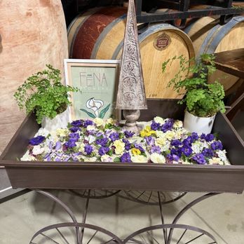 Fena Flowers - Flower cart - Florists Near Me - Kirkland, Washington Fena Flowers - Flower cart - Florists Near Me - Kirkland, Washington