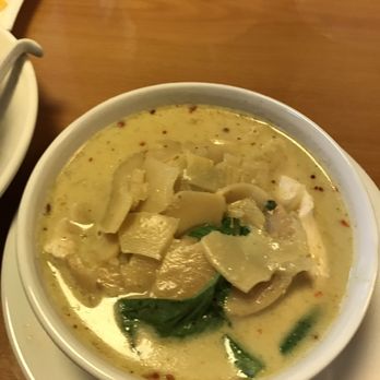 Miko Thai Kitchen - Green curry chicken - Thai Near Me - Hudson, Wisconsin Miko Thai Kitchen - Green curry chicken - Thai Near Me - Hudson, Wisconsin