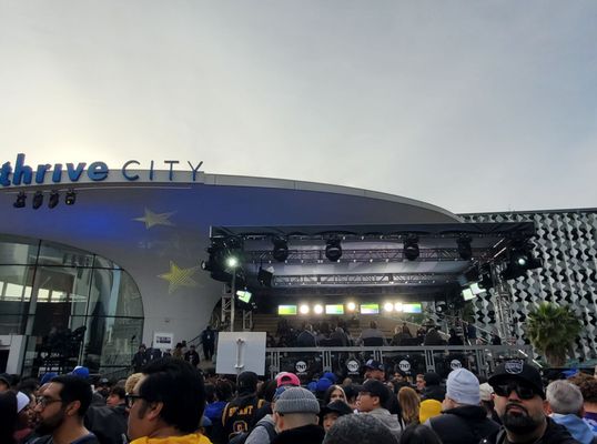 Thrive City by null Thrive City by null