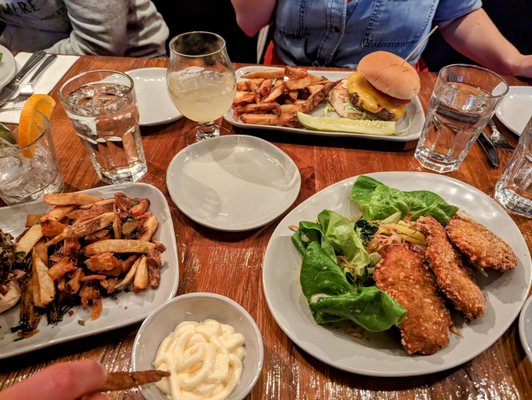 First and South Restaurant & Bar by null
