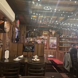 The Stirling Hotel - Inside