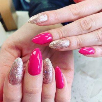 Luxury Nails - Nail Salons Near Me - Oakville, Ontario