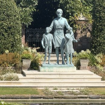 The Orangery - Princess Diana Statue - British Near Me - London, XGL The Orangery - Princess Diana Statue - British Near Me - London, XGL