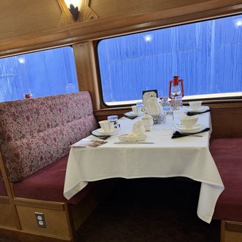 River Fox Train - Table set up so nicely. The timers for the teas is so cleaver. - Tours Near Me - West Sacramento, California