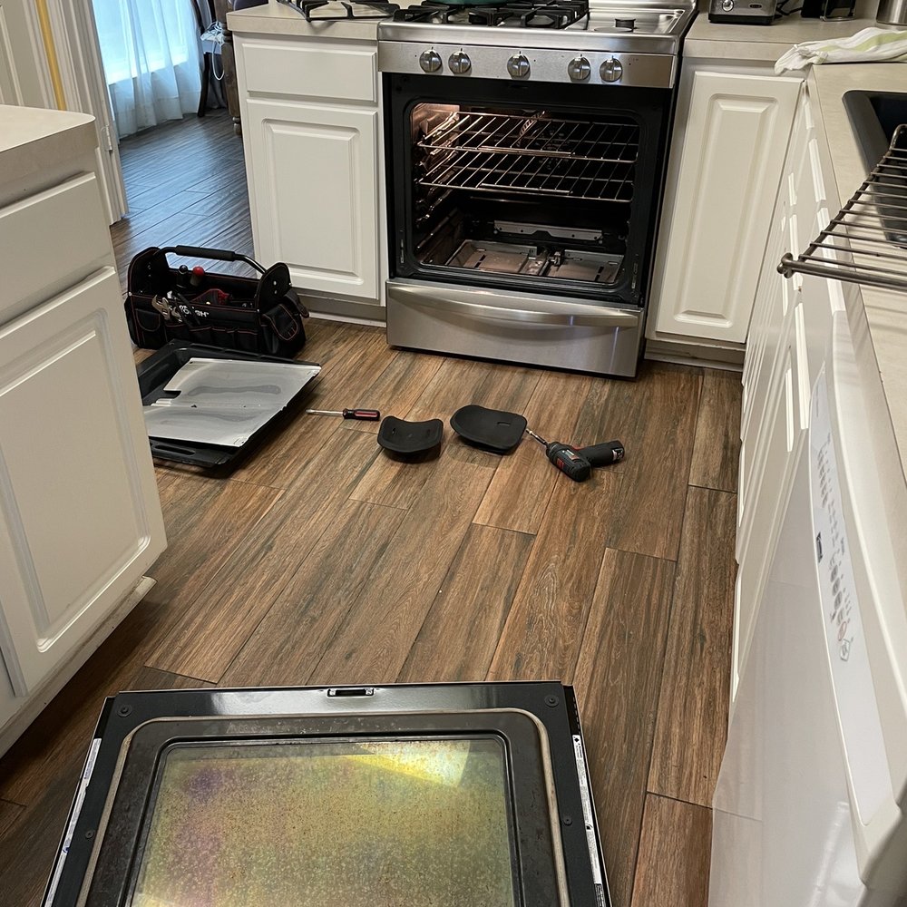 Appliance's Best Service - Oven repair in progress. - Appliances & Repair Near Me - Richmond, Texas Appliance's Best Service - Oven repair in progress. - Appliances & Repair Near Me - Richmond, Texas