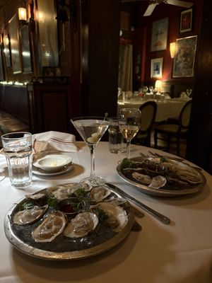 Le Canard Enchaine by null