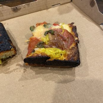Federal Pizza - Pizza Near Me - Phoenix, Arizona