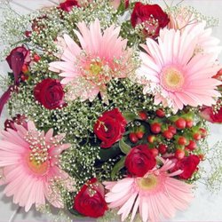 George's Market - We have fresh flowers every day!