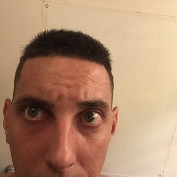 Creative Cuts - Worst hair cut I've ever had. He use to be. Now trash. - Hair Salons Near Me - Skokie, Illinois
