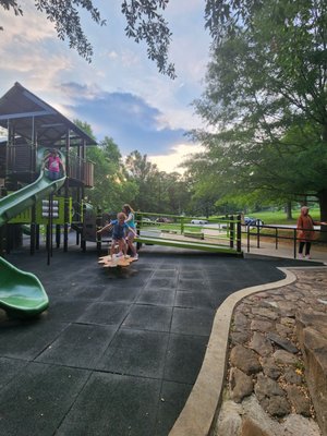 WILSON PARK - Updated June 2025 - 14 Photos - 675 Park Ave