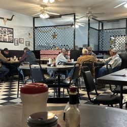 Starlite Cafe - Local gathering spot