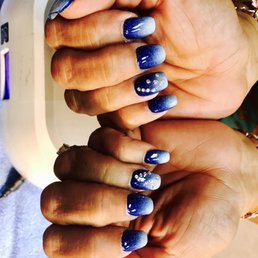 Tony always does an amazing job! 3 Day nails staff is most courteous, friendly and makes sure a customer is satisfied! Tony always does an amazing job! 3 Day nails staff is most courteous, friendly and makes sure a customer is satisfied!