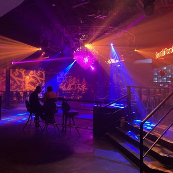 South Beach Houston - Dance floor at 9:30 pm - Dance Clubs Near Me - Houston, Texas South Beach Houston - Dance floor at 9:30 pm - Dance Clubs Near Me - Houston, Texas