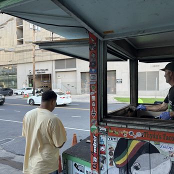 Thyda's Tacos - food truck across street from queen street whole foods parking garage - Tacos Near Me - Honolulu, Hawaii Thyda's Tacos - food truck across street from queen street whole foods parking garage - Tacos Near Me - Honolulu, Hawaii