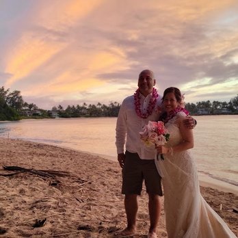 Saint Alexis Bridal - Beautiful Hawaiian sunset complimented by my St. Alexis elegant dress - Bridal Near Me - Los Angeles, California Saint Alexis Bridal - Beautiful Hawaiian sunset complimented by my St. Alexis elegant dress - Bridal Near Me - Los Angeles, California