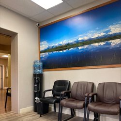 Schroeder Chiropractic Center - Waiting area as you walk in.