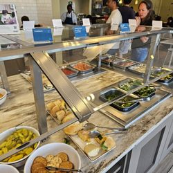Escape Lounges - Salads and sandwiches