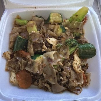 Noodle Express - Pad Si Ew - Thai Near Me - Fresno, California Noodle Express - Pad Si Ew - Thai Near Me - Fresno, California