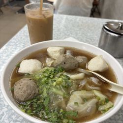 華南粉麵茶餐廳