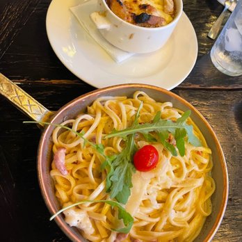 Firmine - Carbonara and French onion soup! - Italian Near Me - Paris, 75 Firmine - Carbonara and French onion soup! - Italian Near Me - Paris, 75