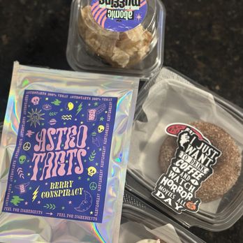 Rad Coffee - Vegan pastries 10/10 - Coffee & Tea Near Me - Long Beach, California Rad Coffee - Vegan pastries 10/10 - Coffee & Tea Near Me - Long Beach, California