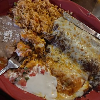 Maya Riviera Bar & Restaurant - Enchiladas 3 Mayas - Mexican Near Me - Briarcliff Manor, New York