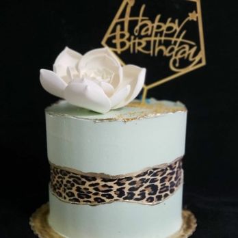 Kakes N Stuff - Birthday cake - Party Supplies Near Me - New York, New York