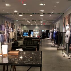 Indochino - Entrance of Showroom.