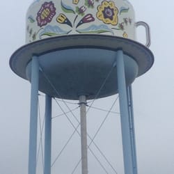 Swedish Heritage and Cultural Center - close up of the world's largest swedish teacup!