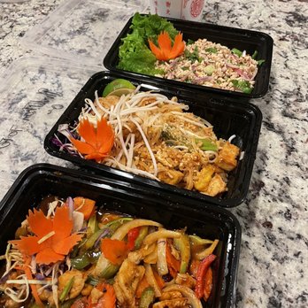 Thai 5 -Thai Food Express - Cashew chicken, tofu Pad Thai, and Chicken Larb - Thai Near Me - Mill Creek, Washington