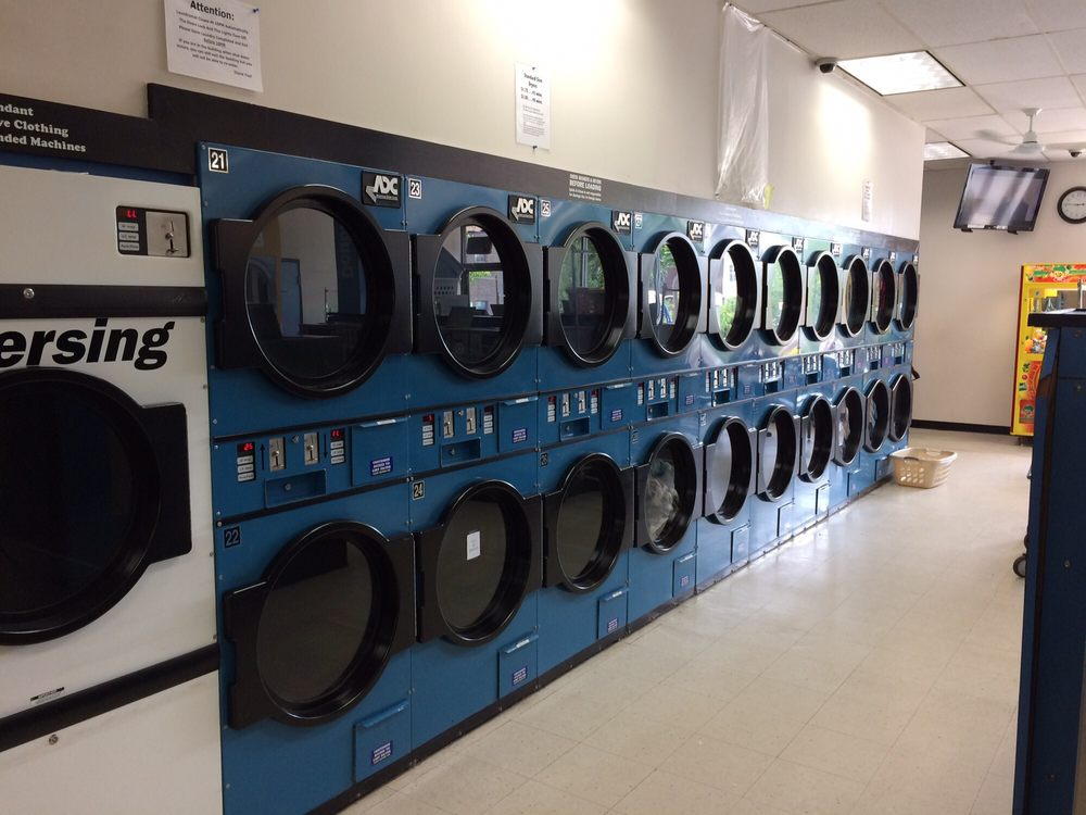 QUICK & CLEAN LAUNDROMAT Updated September 2024 11 Photos & 15