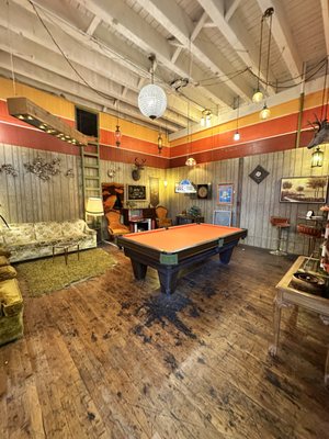 Memory Den | Vintage Mall by null