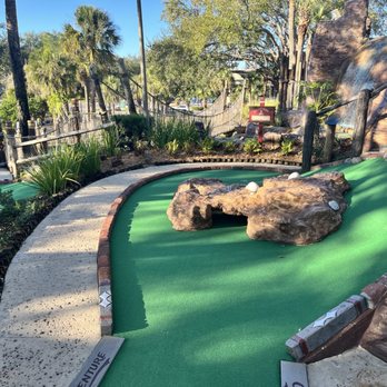Pirate's Cove - Sample Blackbeard hole - Mini Golf Near Me - Orlando, Florida