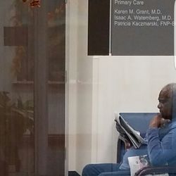 Grant M Karen, MD - Outside entry door with signage of doctors..