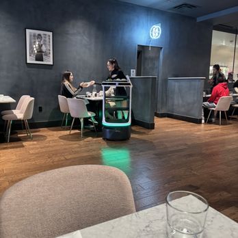 360 brunch house - The robot delivering food! - Breakfast & Brunch Near Me - Dallas, Texas