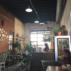 Mattie Jane's On Main - Seriously-I could hang out in here all day.