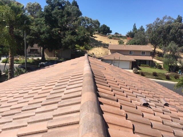 Slide of M R Roofing