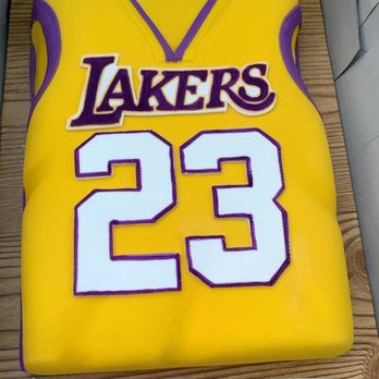 Mitchies Munchies - Our custom cake! - Bakeries Near Me Mitchies Munchies - Our custom cake! - Bakeries Near Me