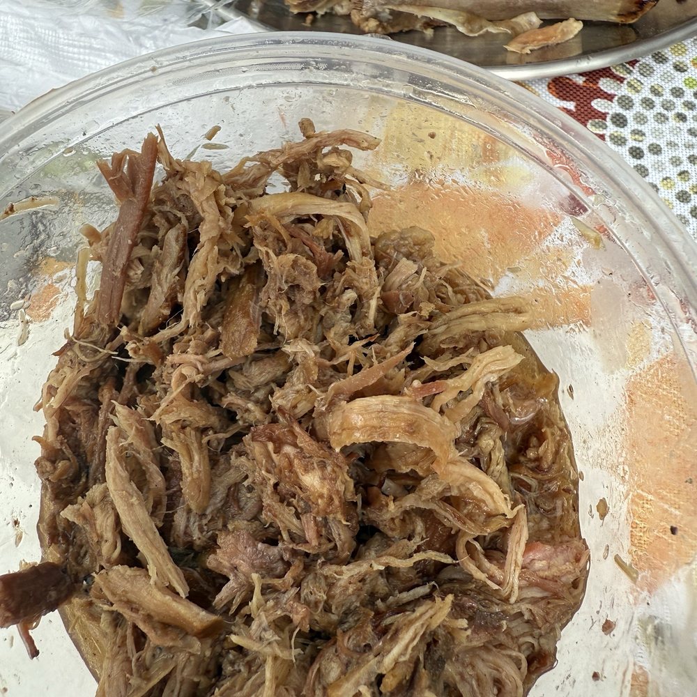 Slo & Lo BBQ - We ordered brisket but got pulled pork - Food Stands Near Me Slo & Lo BBQ - We ordered brisket but got pulled pork - Food Stands Near Me